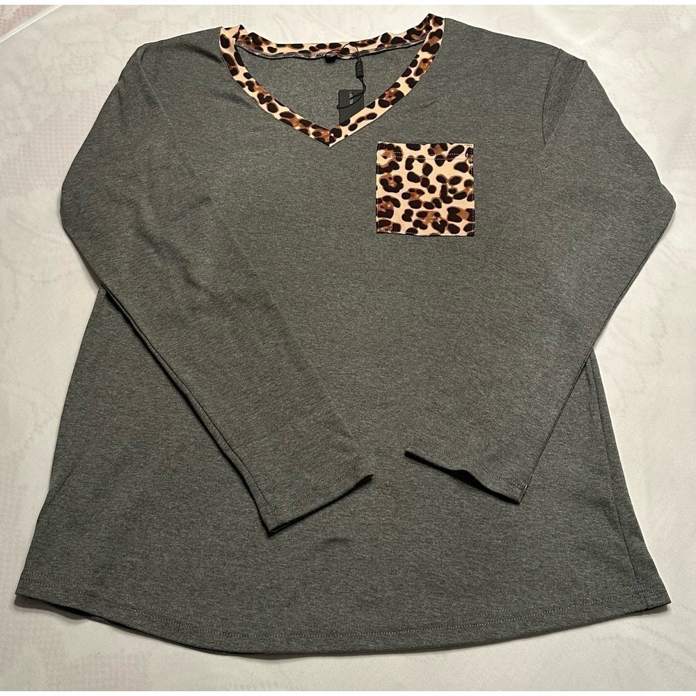 NWT Women’s Leopard Print Inin Shirt Sz Med